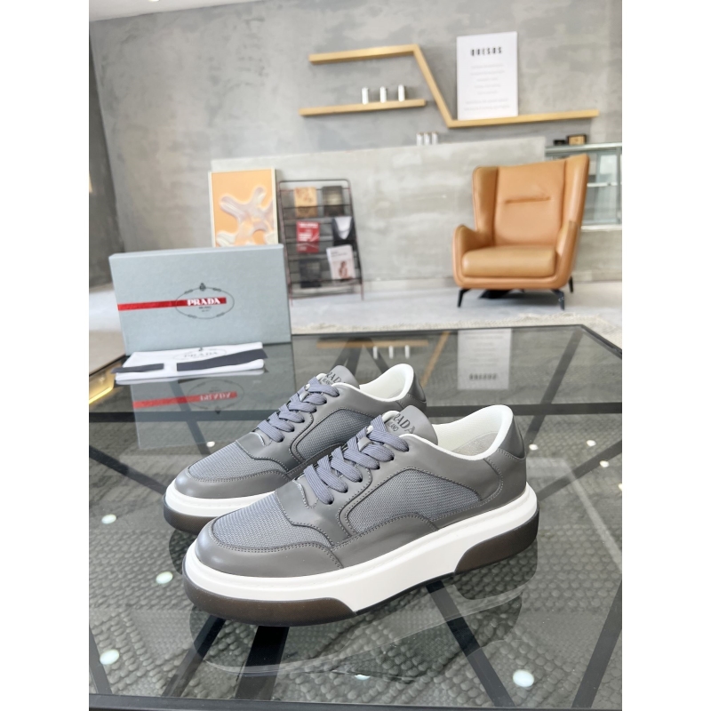 Pra*a casual shoes